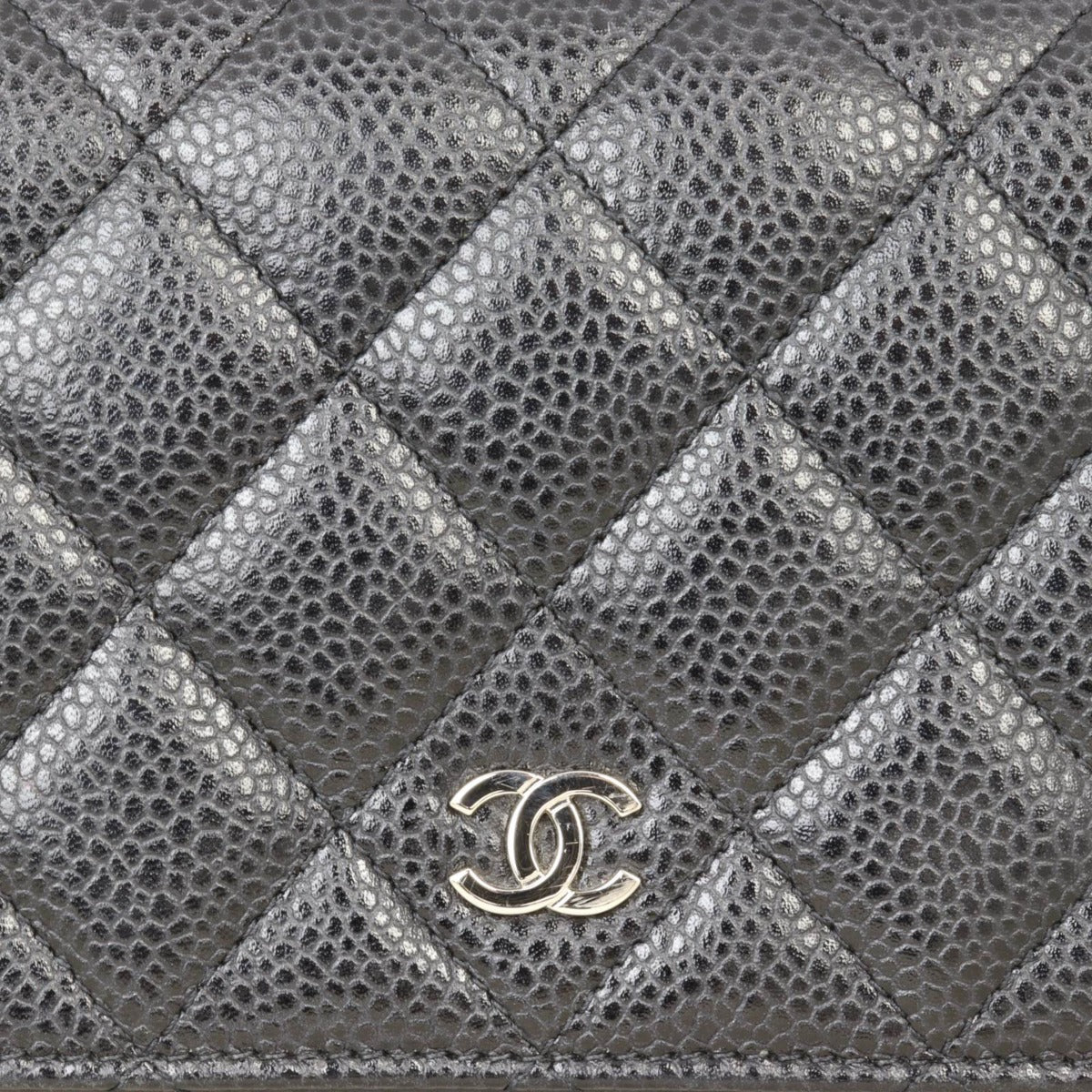Chanel Classic Wallet on Chain