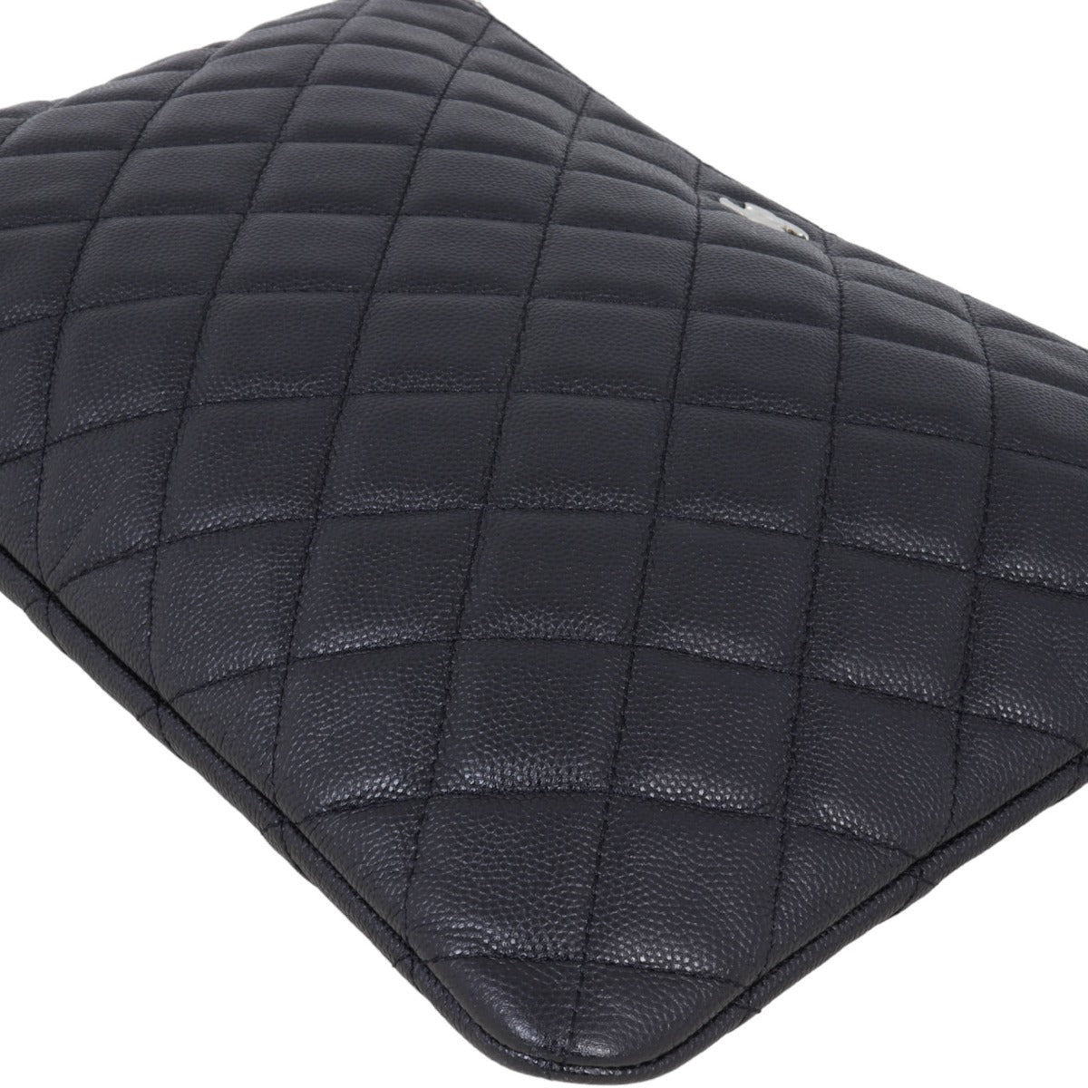 Chanel Classic O-Case Pouch Medium | Caviar