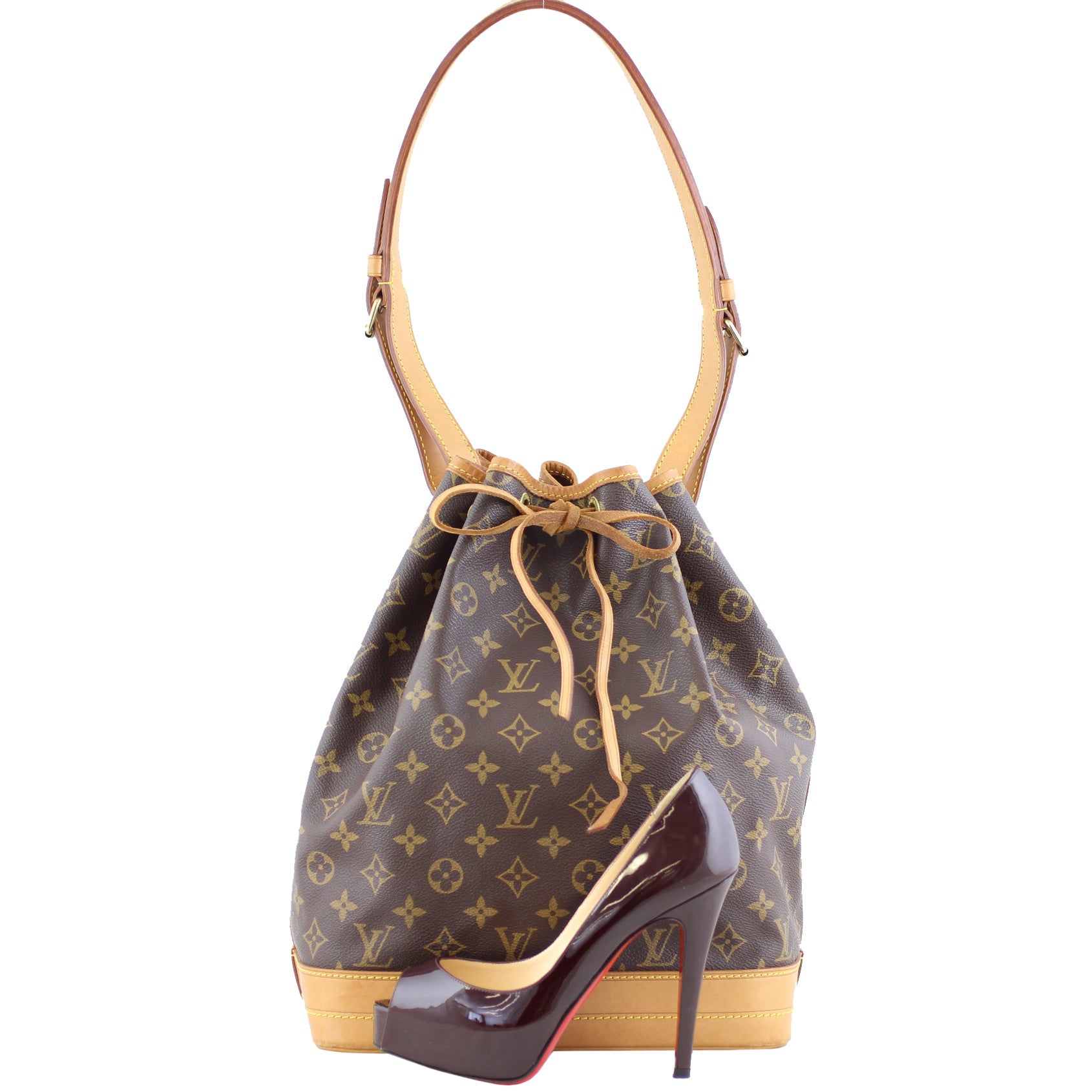 Louis Vuitton Noe Monogram shoe