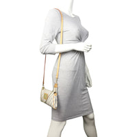 Louis Vuitton Eva Pochette Damier Azur