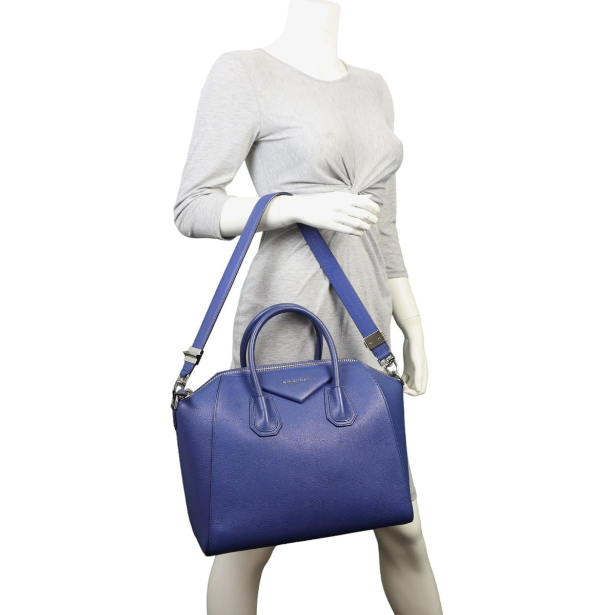 Givenchy Antigona Medium