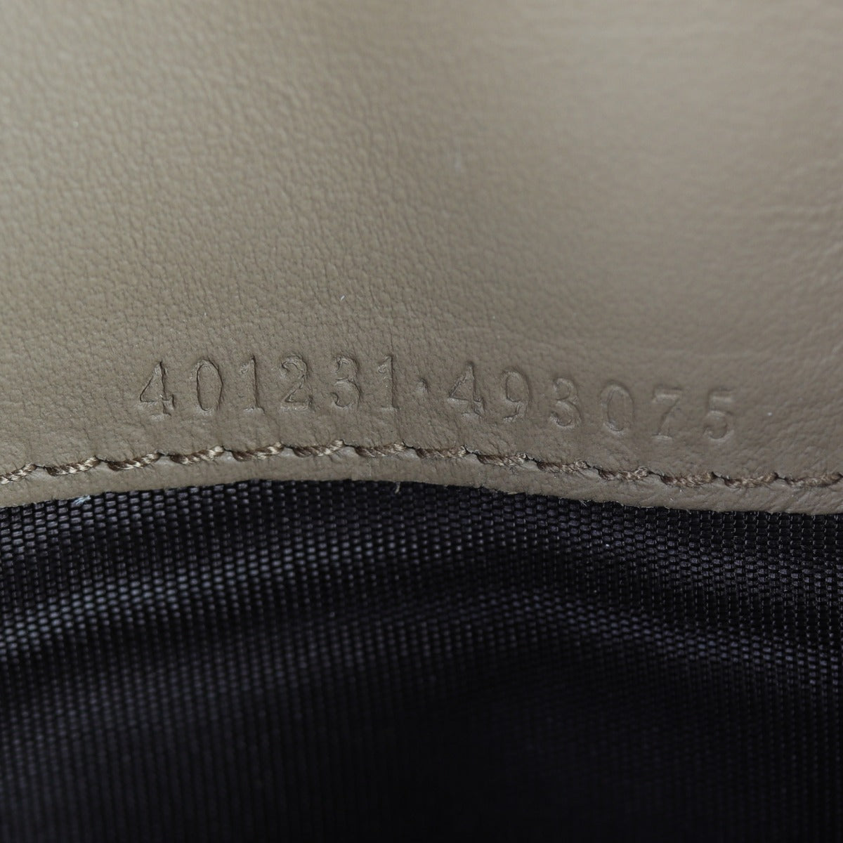 Gucci Dionysus GG Supreme Chain Wallet Date Code