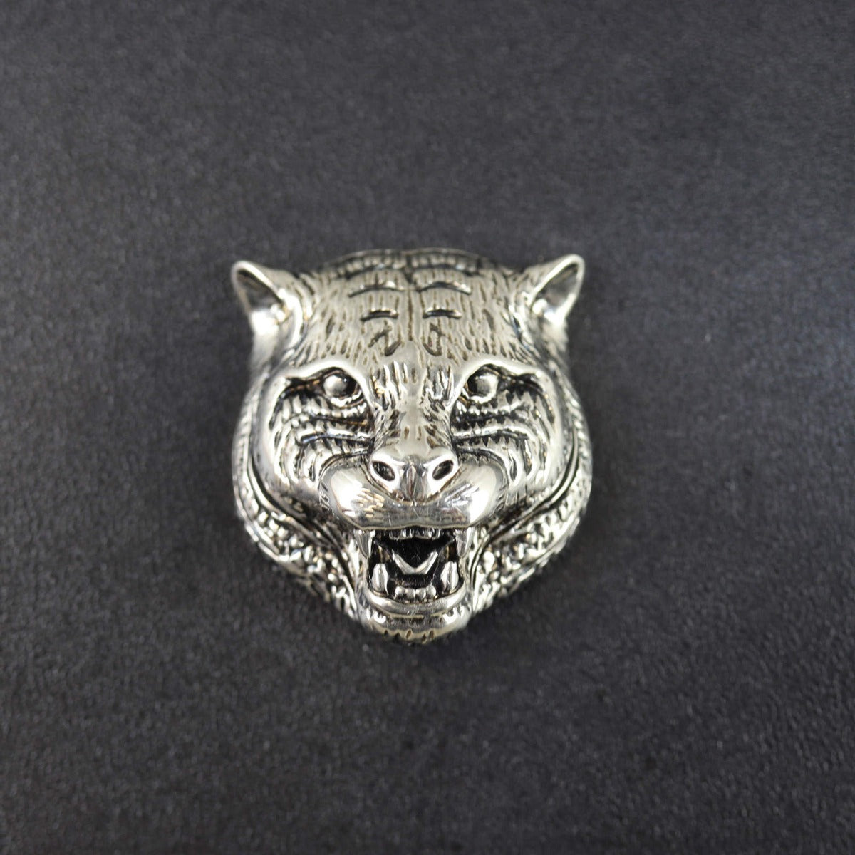 Gucci XL Logo Chain Shoulder Bag Hardware