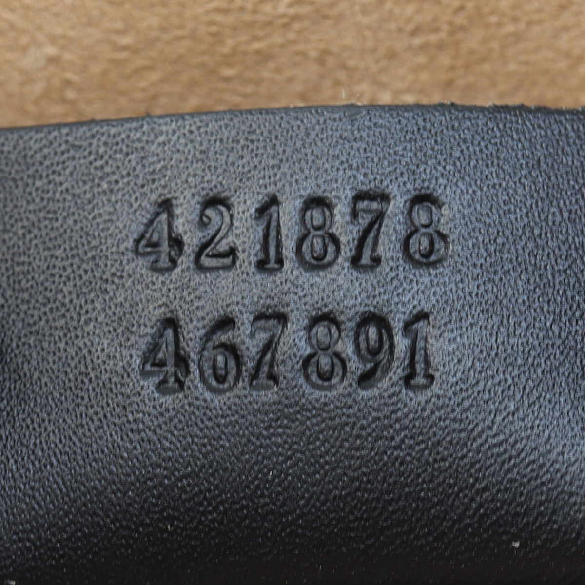 Gucci XL Logo Chain Shoulder Bag Date Code