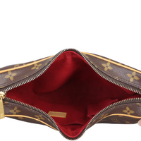 Louis Vuitton Croissant MM Monogram