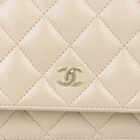Chanel Classic Wallet on Chain