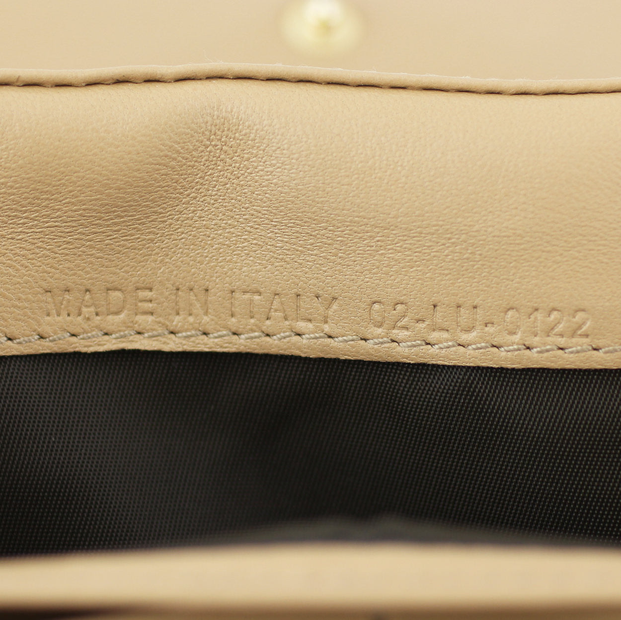 Dior Lady Dior Chain Wallet code