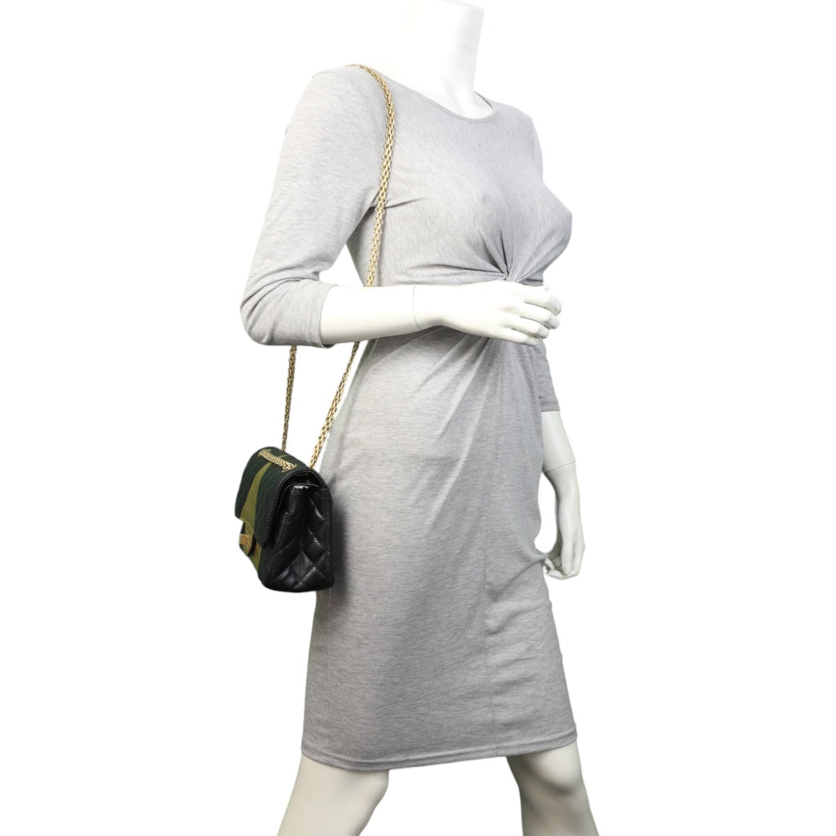 Chanel 2.55 Reissue 225 Double Flap Bag Croc-Embossed