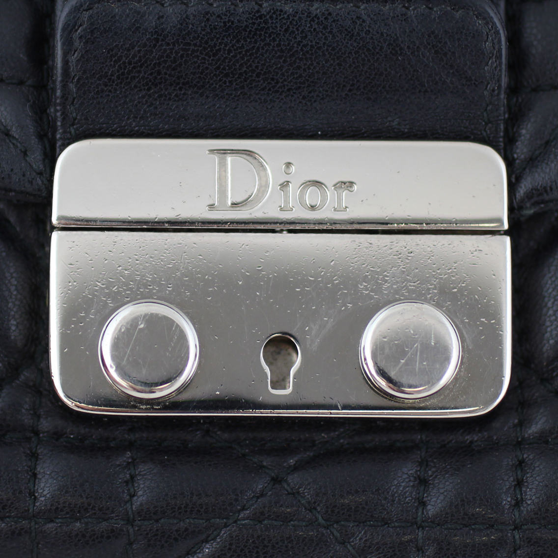 Dior Cannage New Lock Pouch Bag hardwaqre