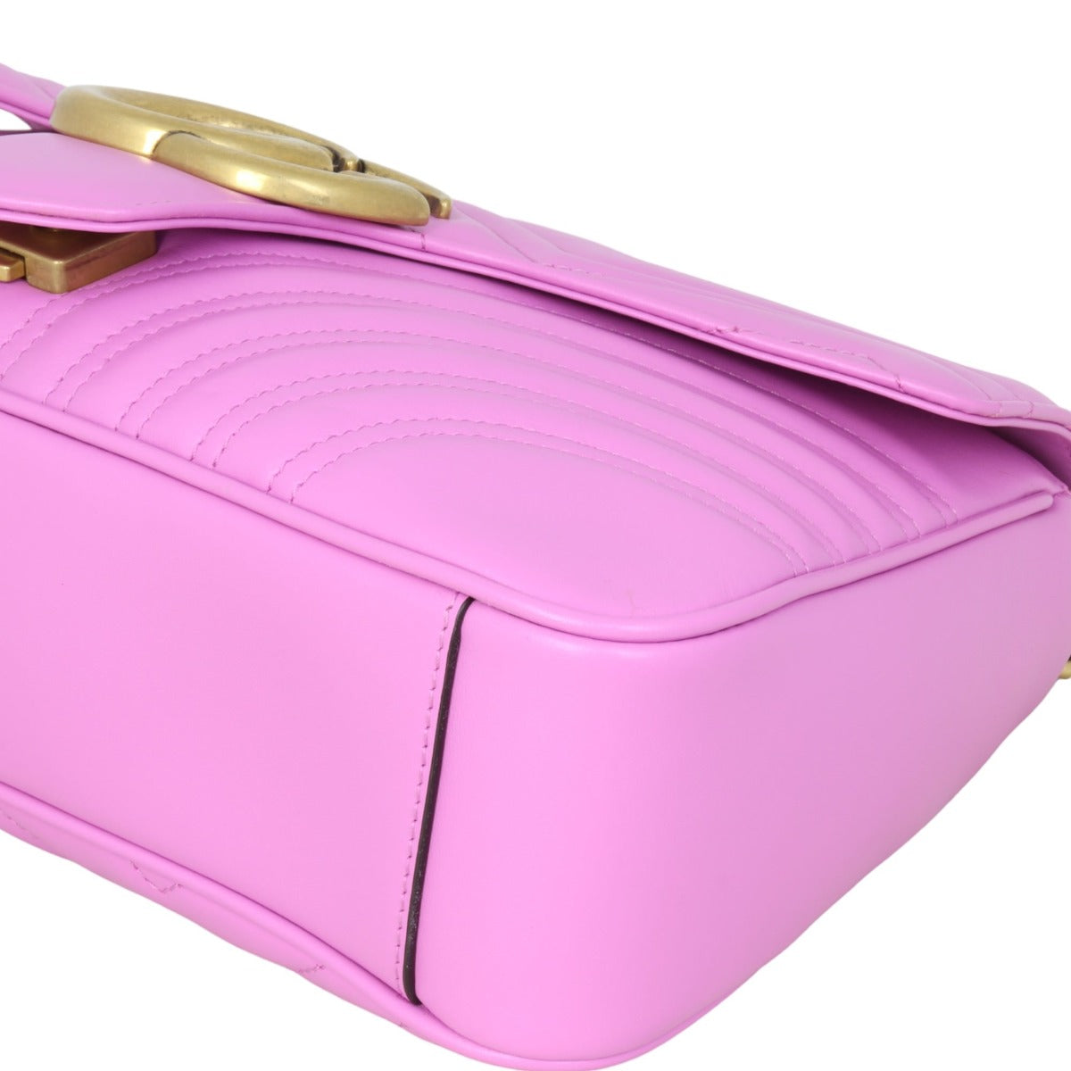 Gucci GG Marmont Matelasse Medium Shoulder Bag