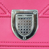 Dior Diorama Wallet on Chain hardware
