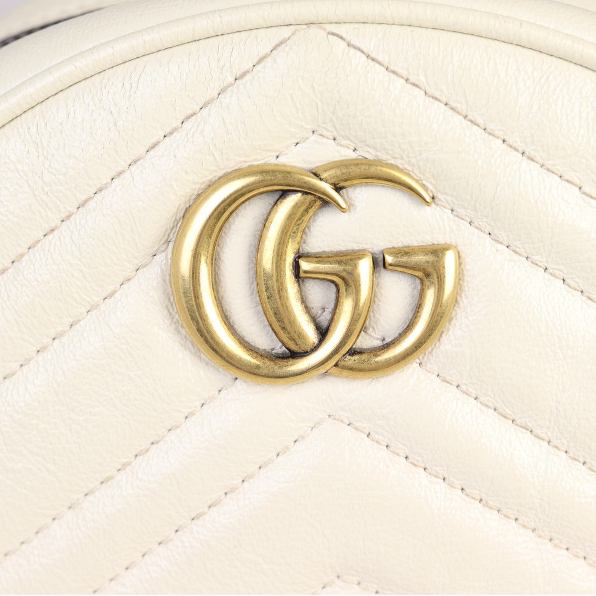 Gucci GG Marmont Round Chain Shoulder Bag