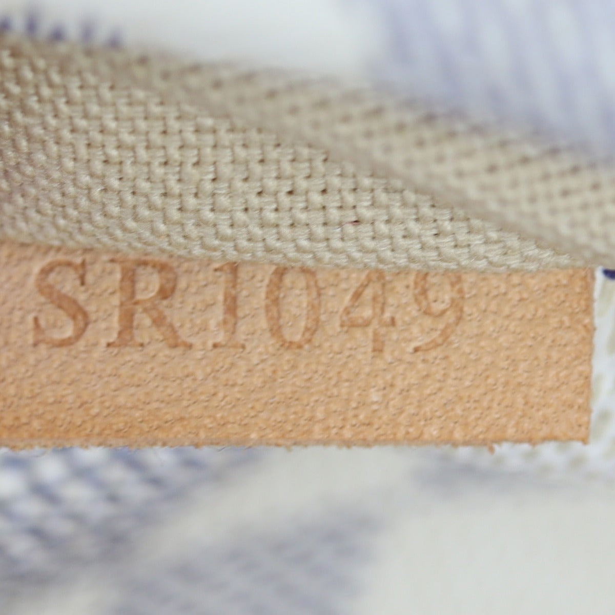 Louis Vuitton Totally MM Damier Azur Date Code