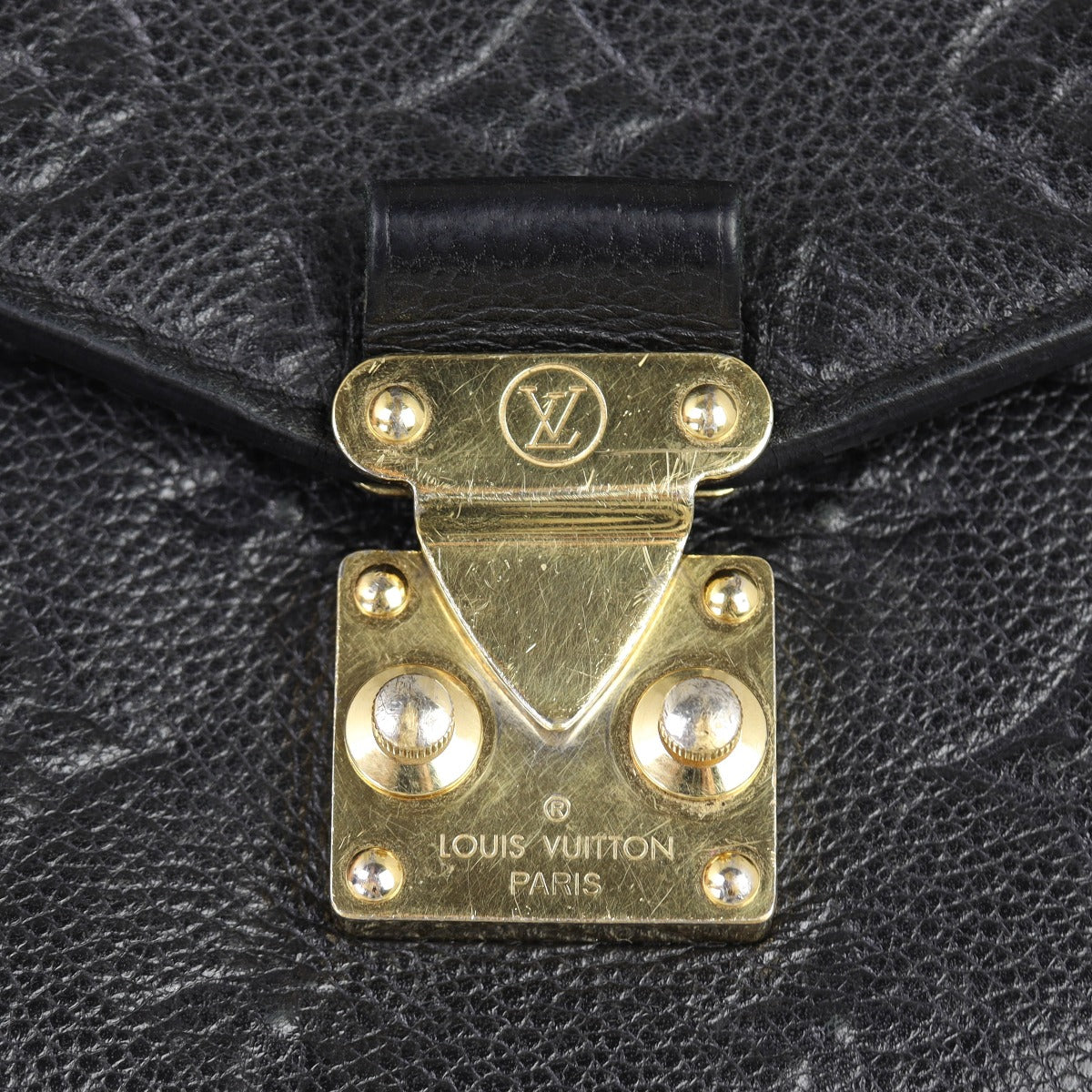 Louis Vuitton Pochette Metis Monogram Empreinte Hardware