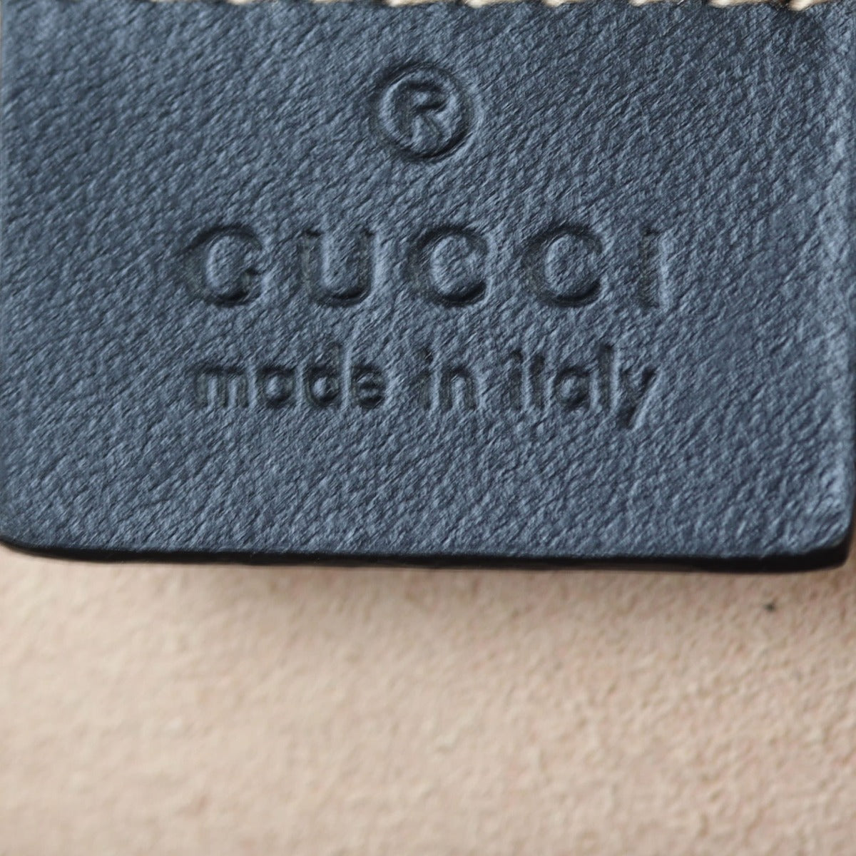 Gucci GG Marmont Small Camera Bag