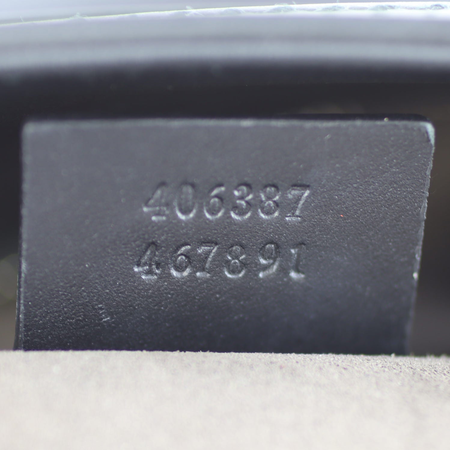 Gucci GG Supreme Tote Date Code