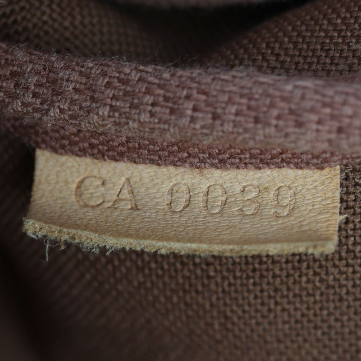 Louis Vuitton Pochette Accessoires Monogram Roses