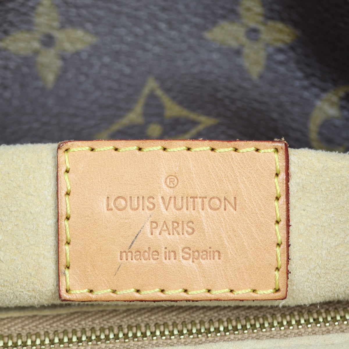 Louis Vuitton Artsy MM Monogram | Rich GHW
