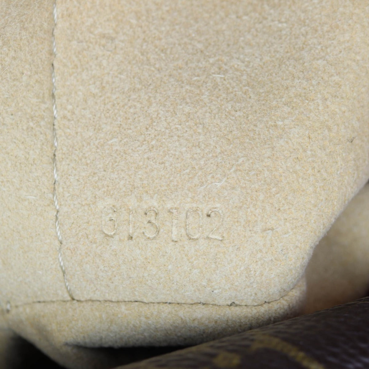 Louis Vuitton Artsy MM Monogram | Rich GHW