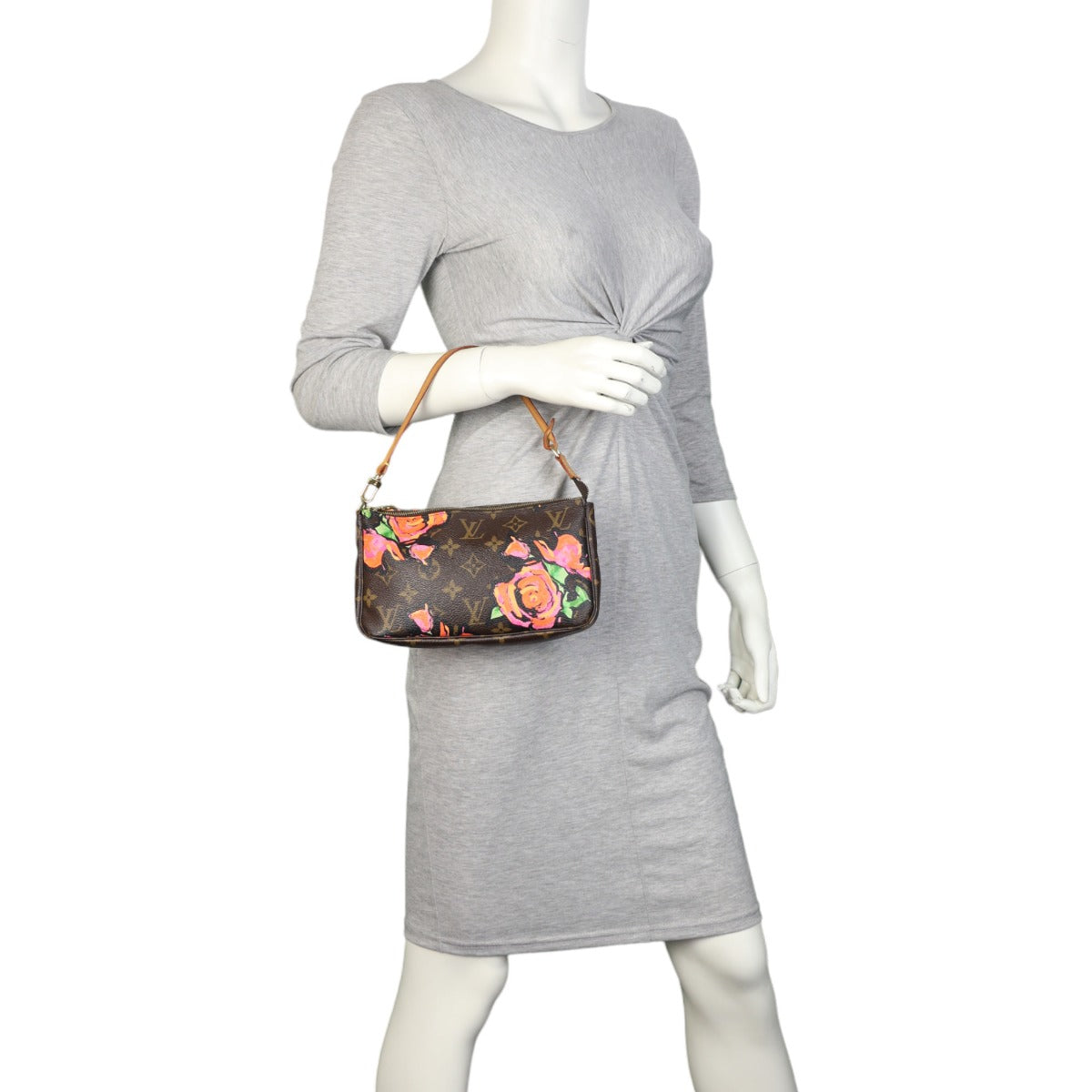 Louis Vuitton Pochette Accessoires Monogram Roses