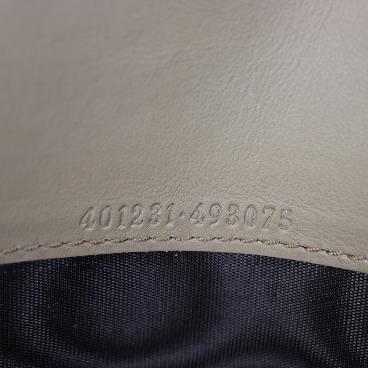 Gucci Dionysus GG Supreme Chain Wallet