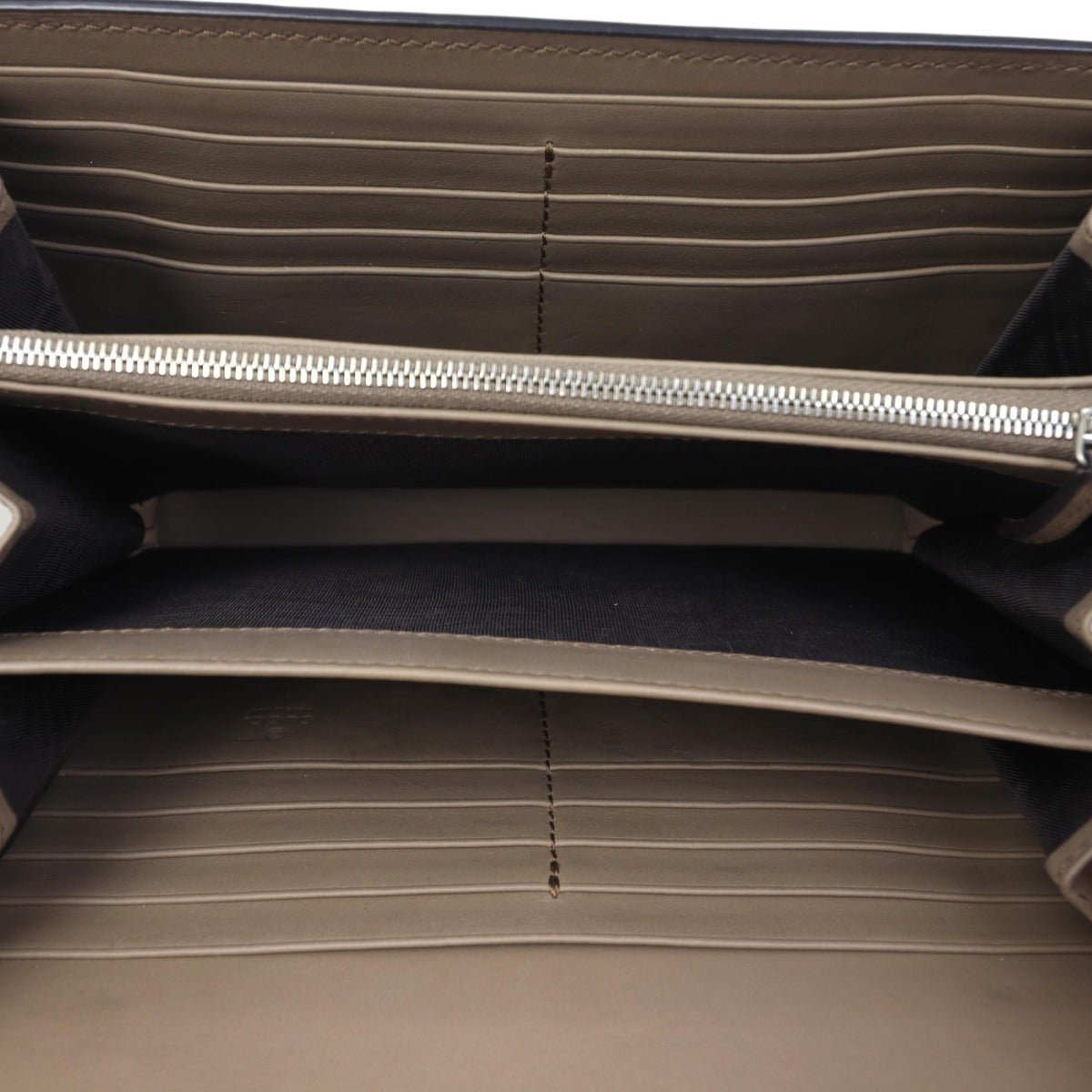 Gucci Dionysus GG Supreme Chain Wallet