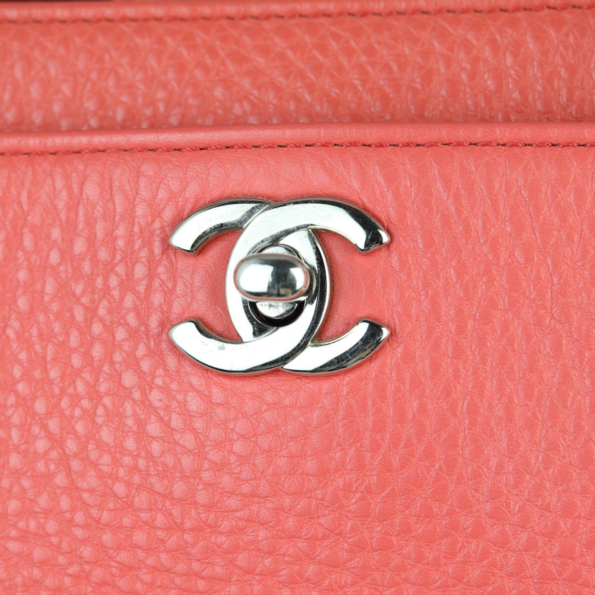 Chanel Executive Cerf Tote | 19 Series