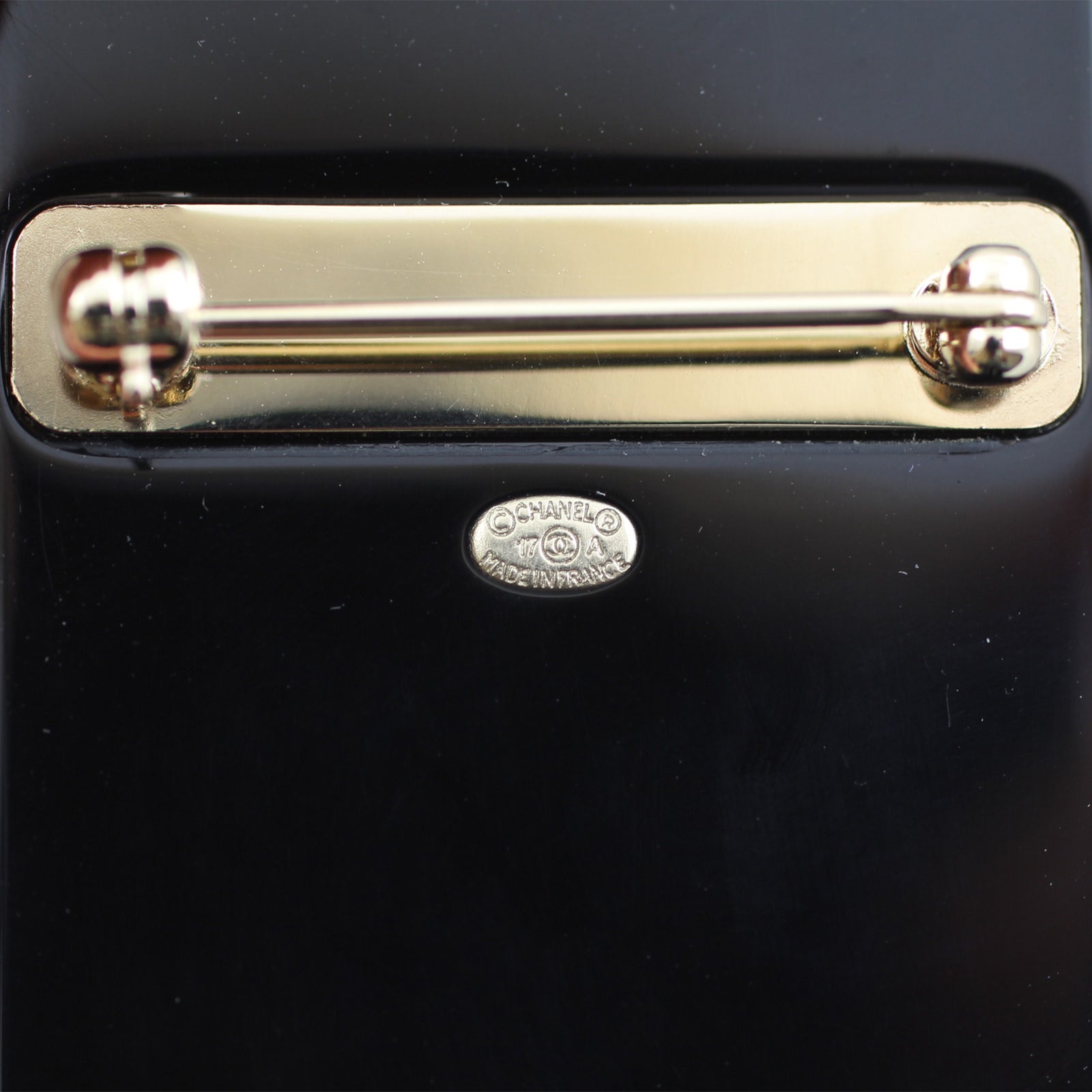 Chanel Sewing Kit Brooch Stamp