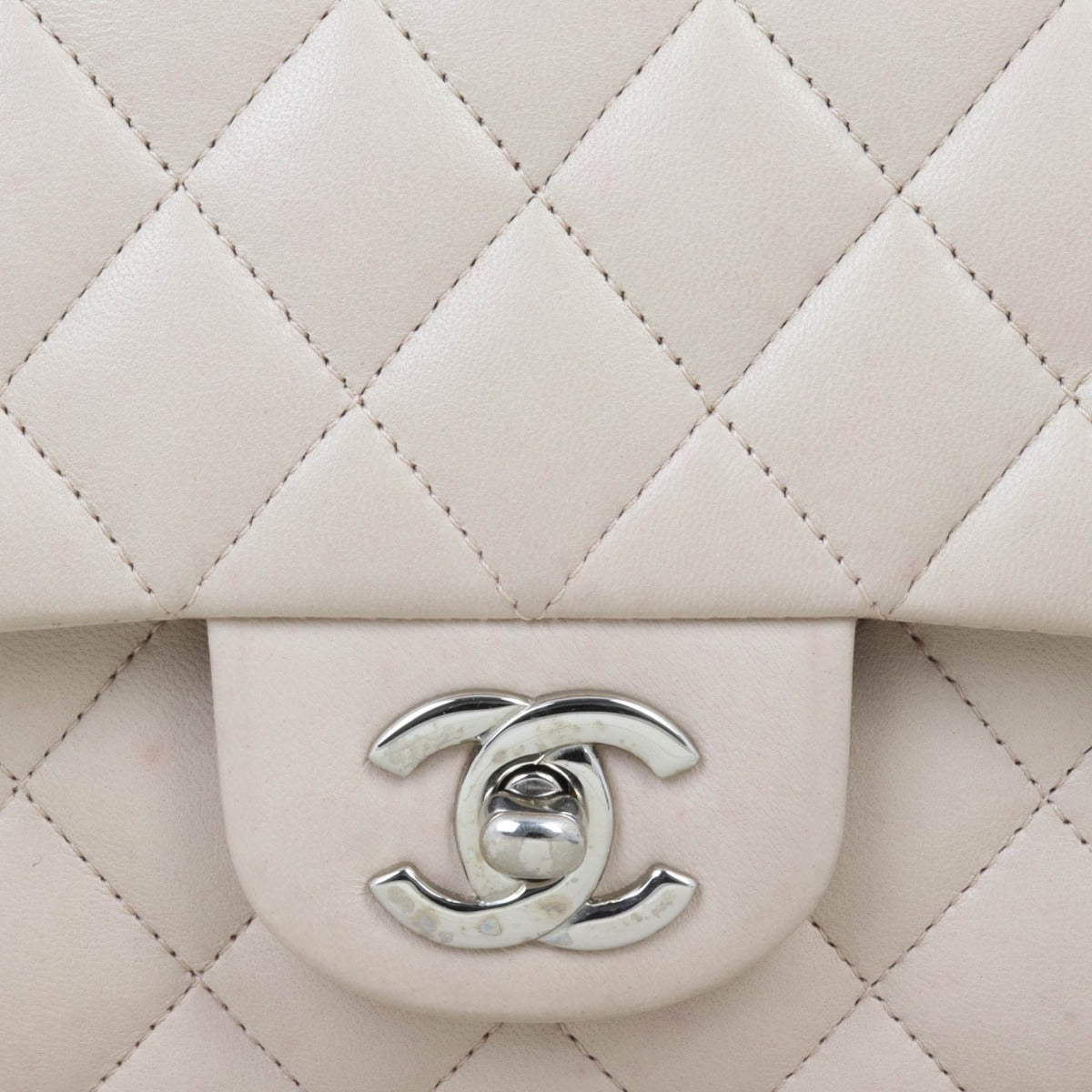 Chanel Classic Double Flap Medium | Light Beige