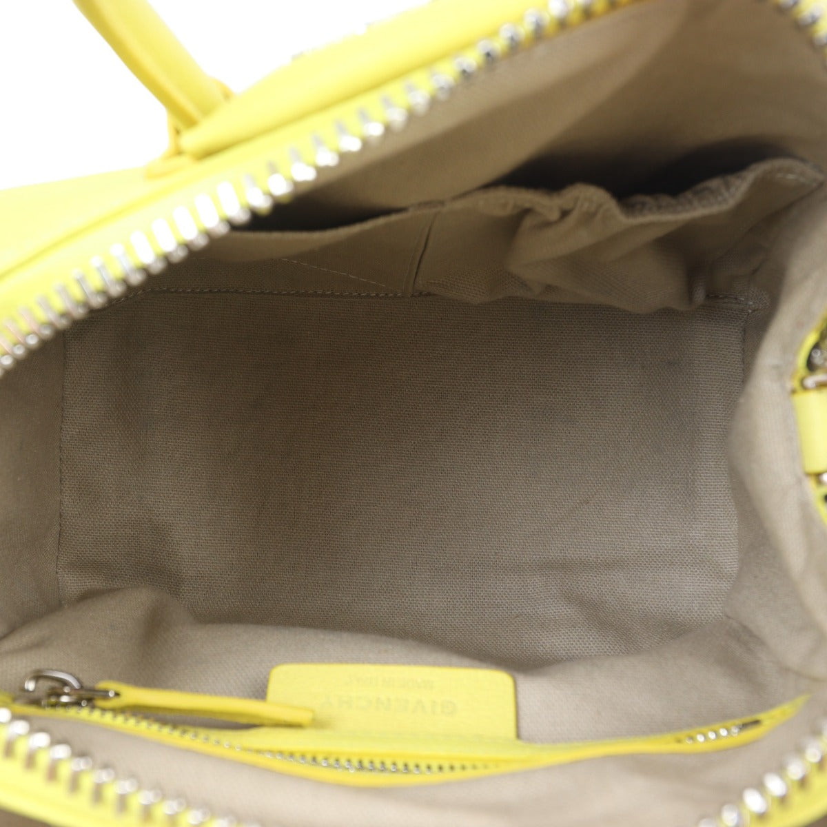 Givenchy Antigona Mini