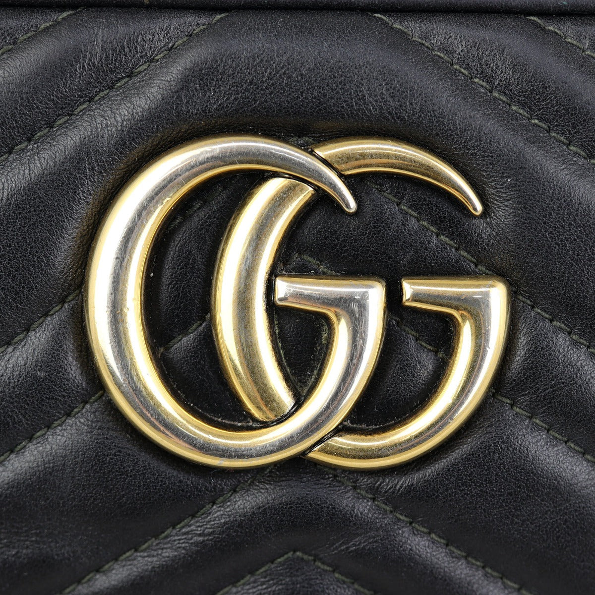 Gucci GG Marmont Small Camera Bag Hardware
