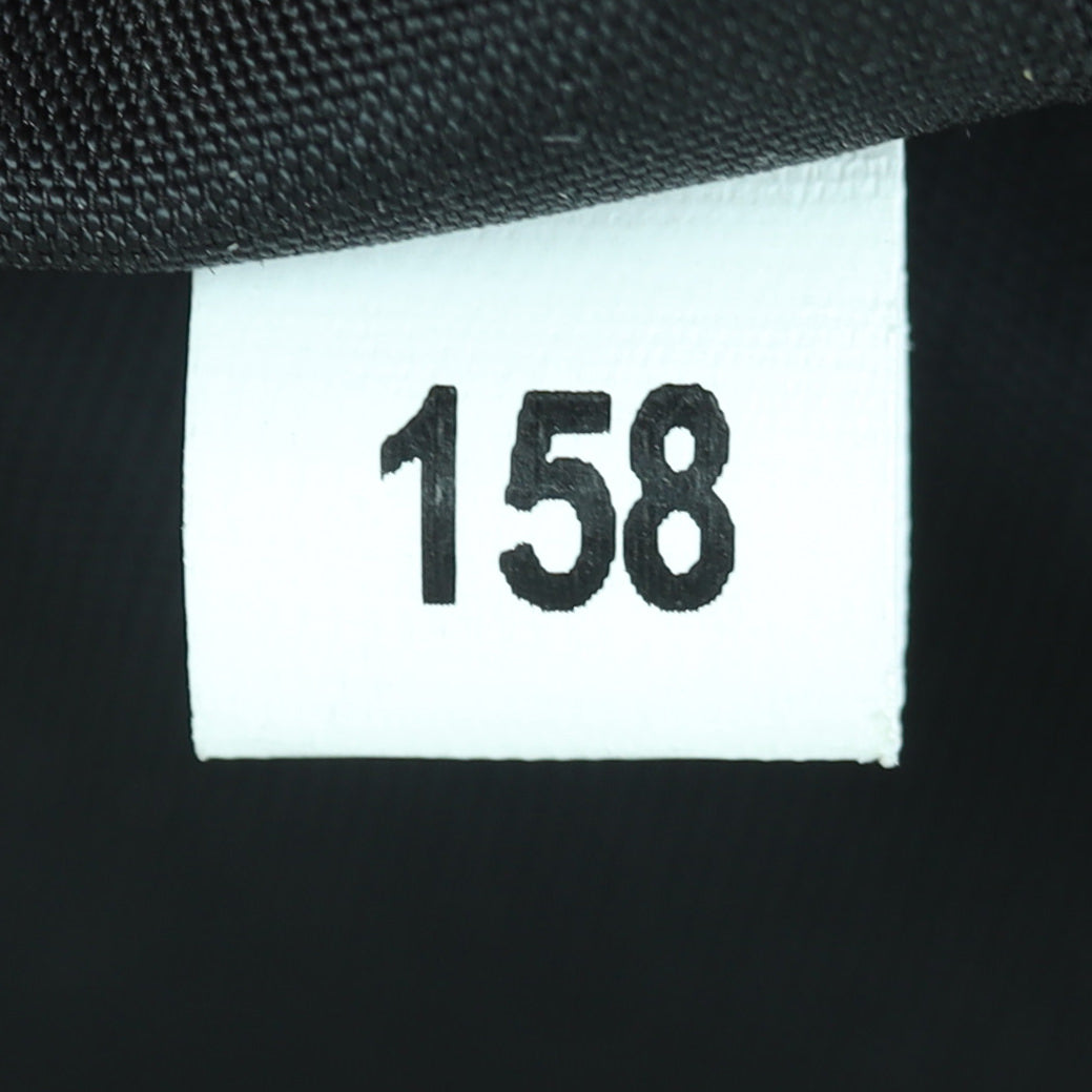 Prada Re-Edition 2005 Tessuto Shoulder Bag Date Code