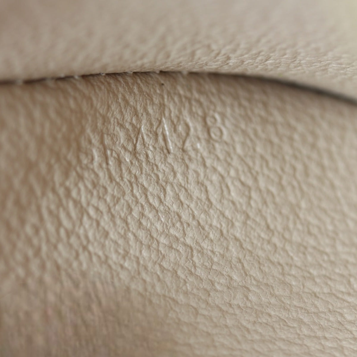 Louis Vuitton Cosmetic Pouch Monogram