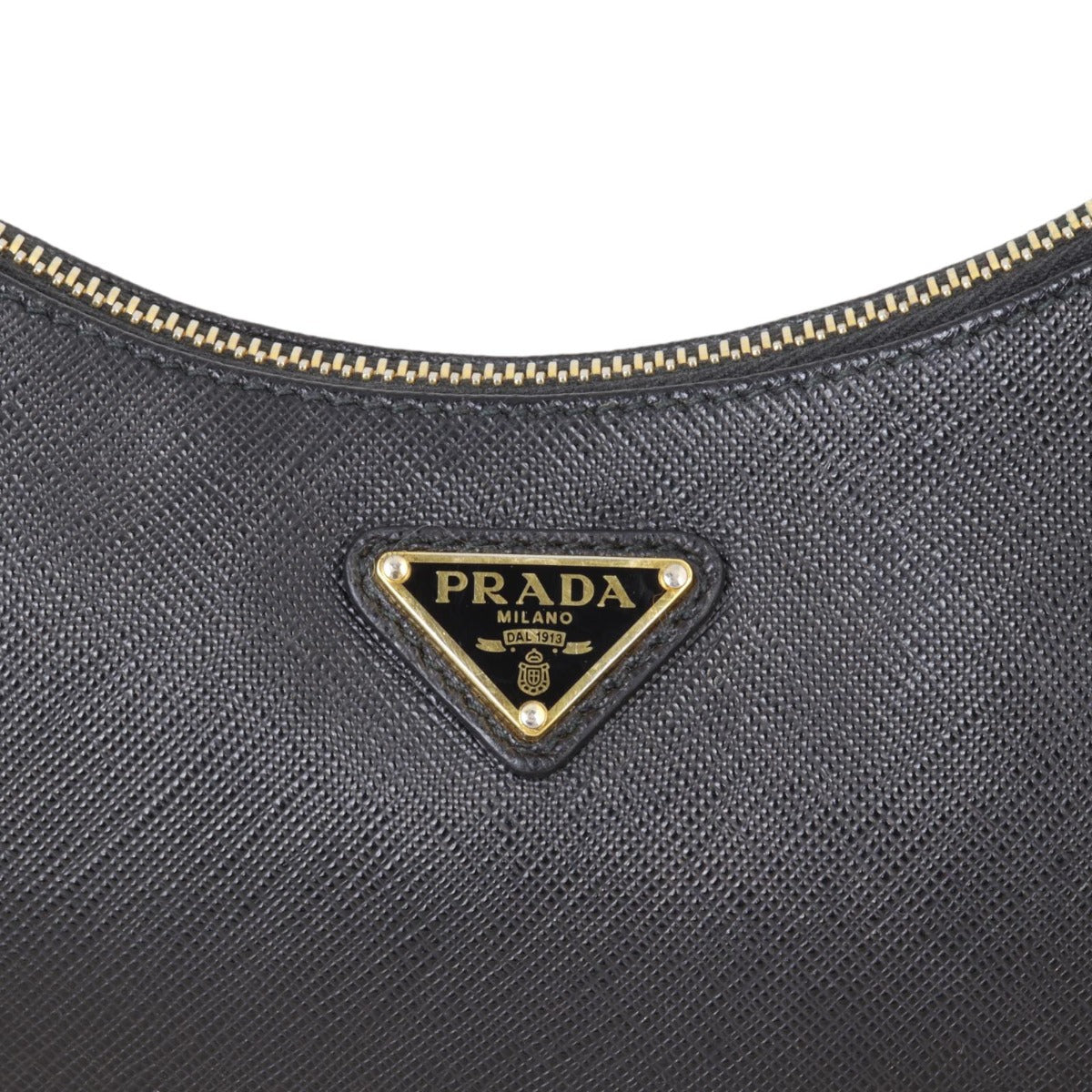Prada Re-edition 2005 Saffiano Shoulder Bag