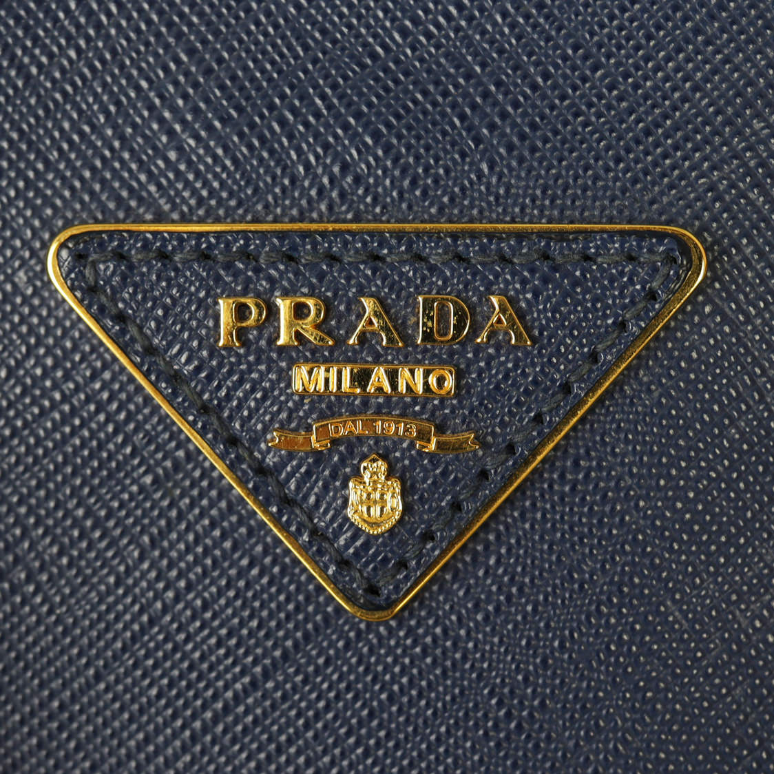 Prada Saffiano Lux Promenade Medium Hardware