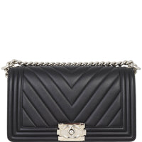 Chanel Boy Old Medium Chevron | Black 22 Series