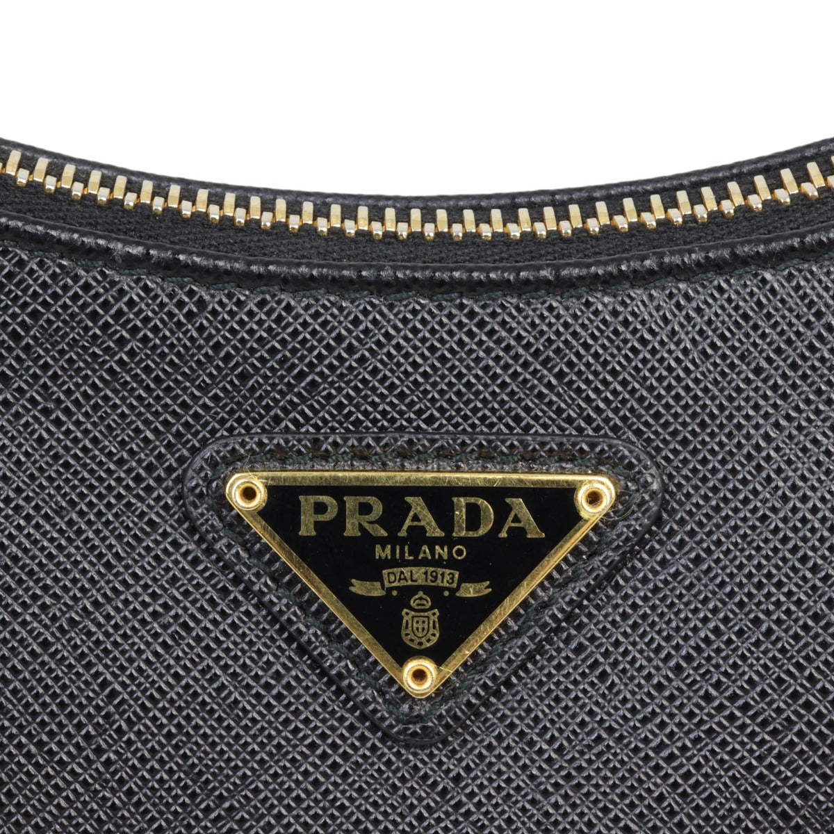 Prada Re-edition 2005 Saffiano Shoulder Bag