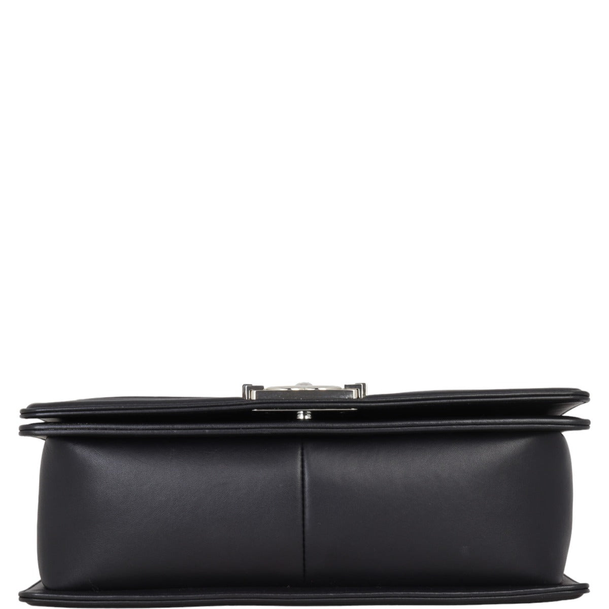 Chanel Boy Old Medium Chevron | Black 22 Series