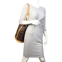 Louis Vuitton Bucket GM Monogram