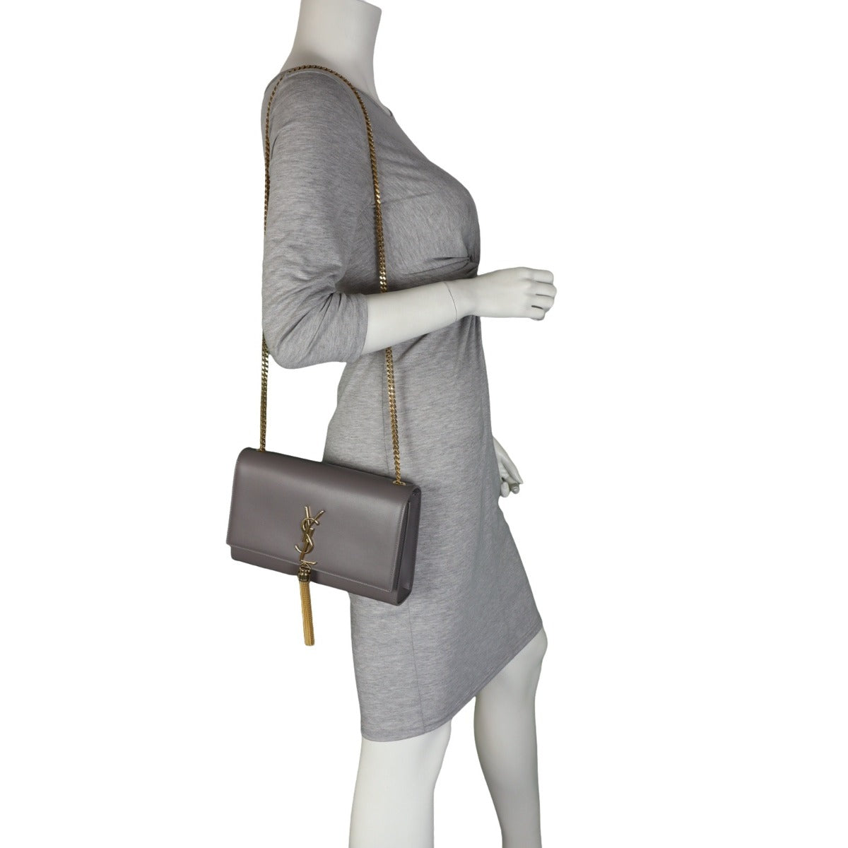 Saint Laurent Kate Tassel Chain Bag Medium Mannequin