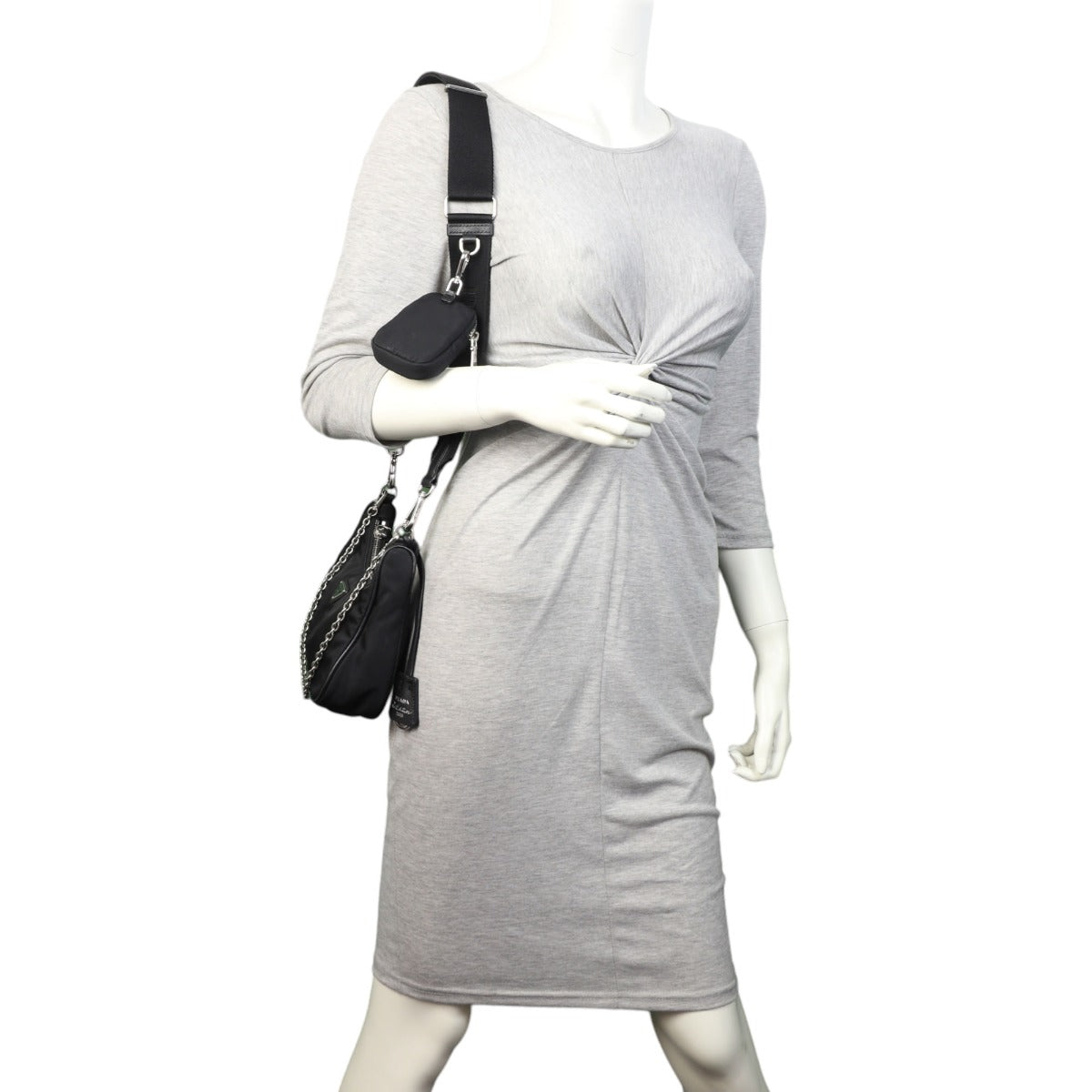 Prada Re-Edition 2005 Tessuto Shoulder Bag