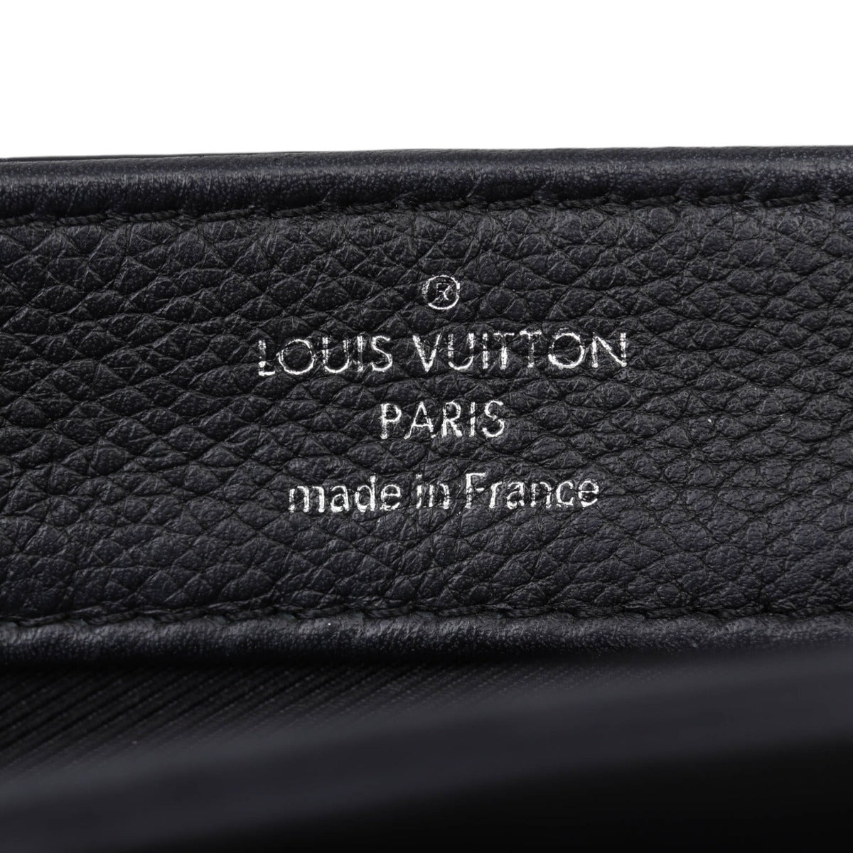 Louis Vuitton Lockme II BB