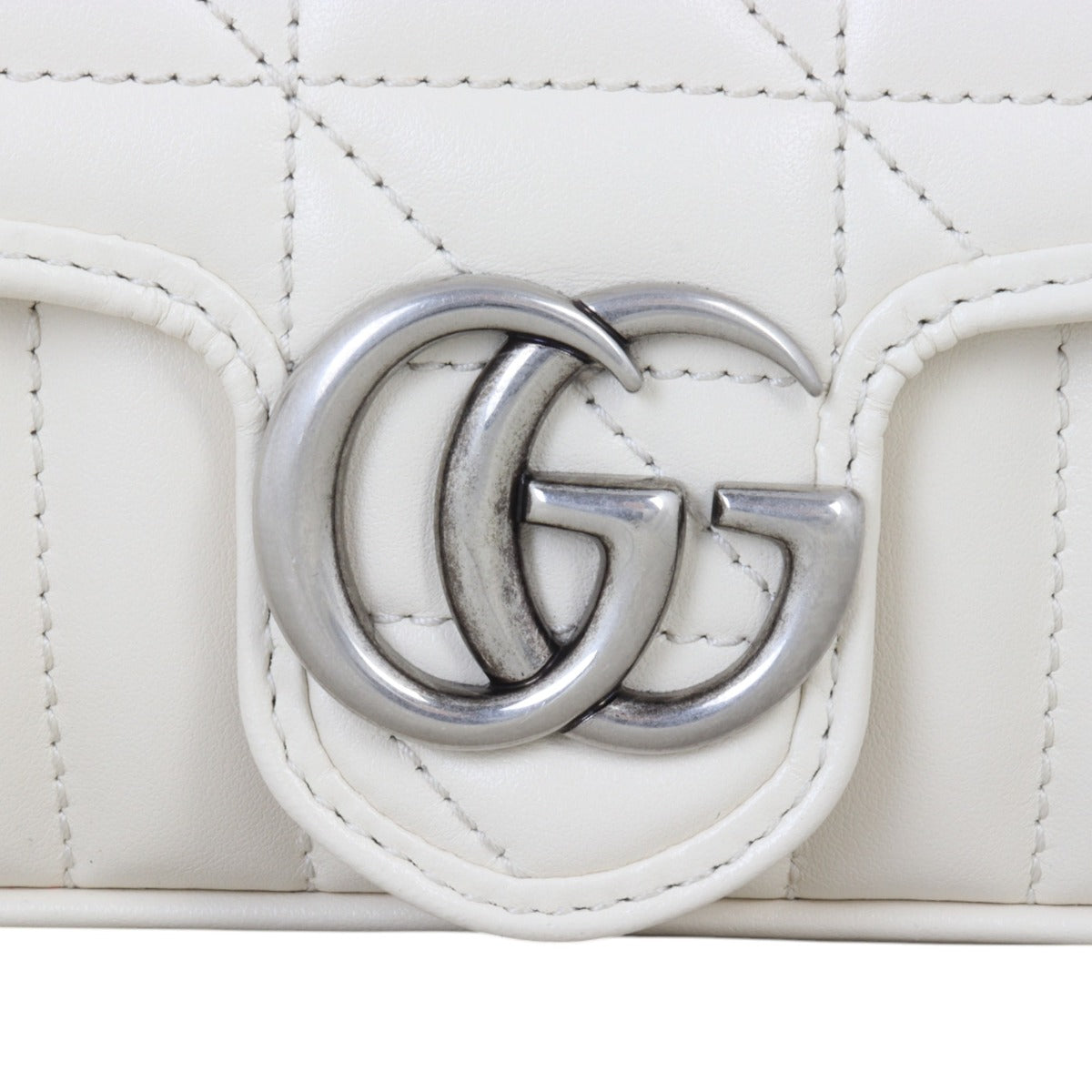 Gucci GG Marmont Super Mini Shoulder Bag