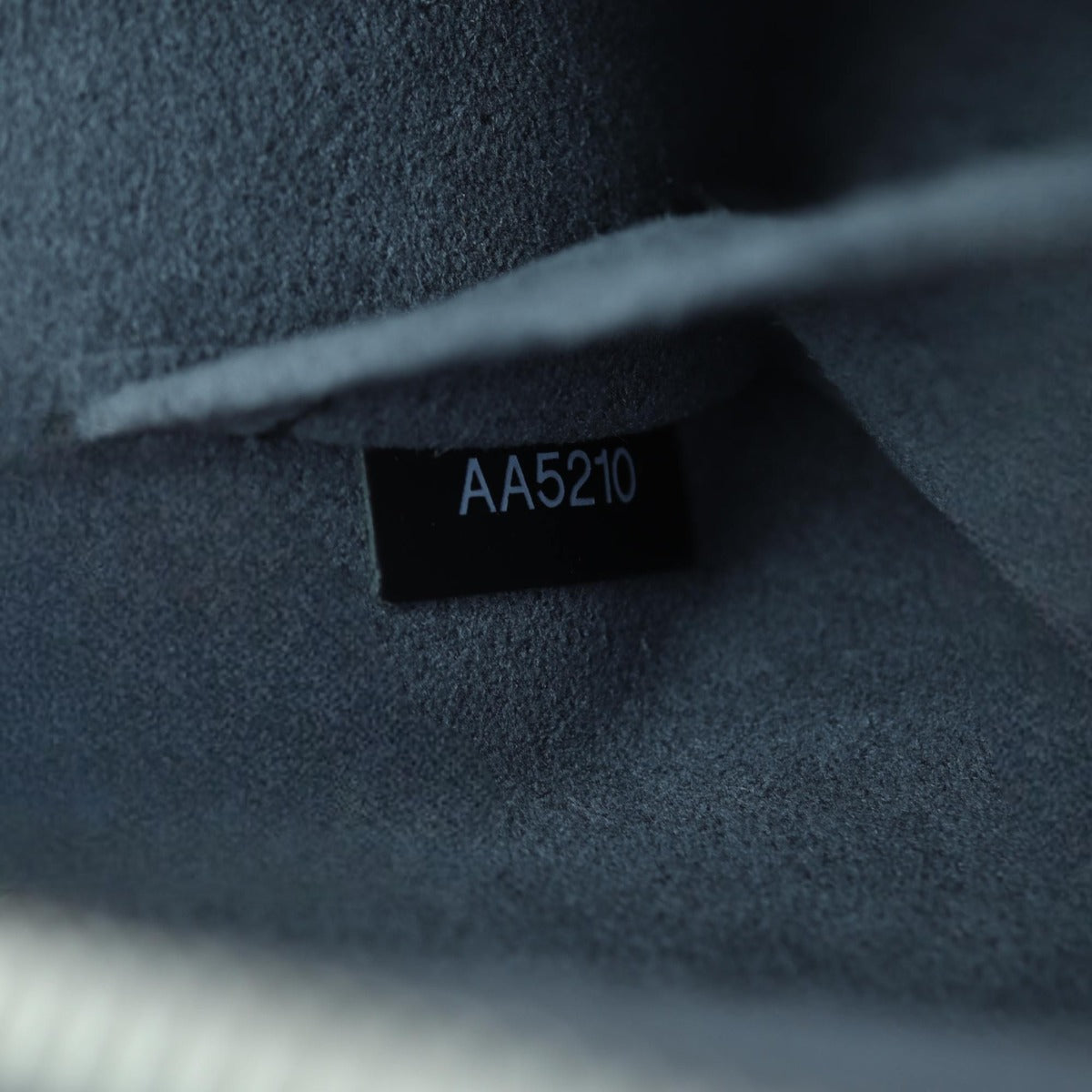 Louis Vuitton Alma BB Epi | Noir Black