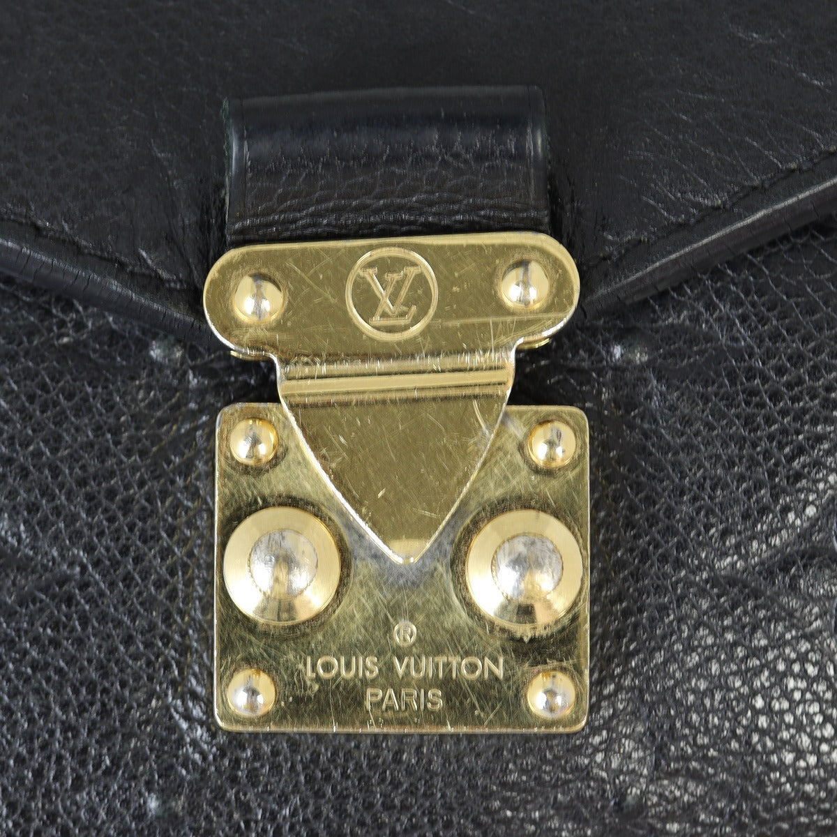 Louis Vuitton Pochette Metis Monogram Empreinte