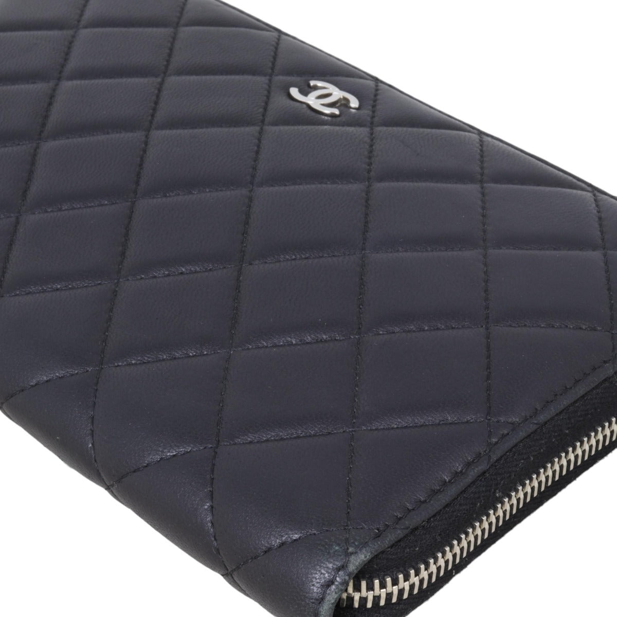 Chanel Classic CC Zip Around Organiser Wallet | Black Diamond