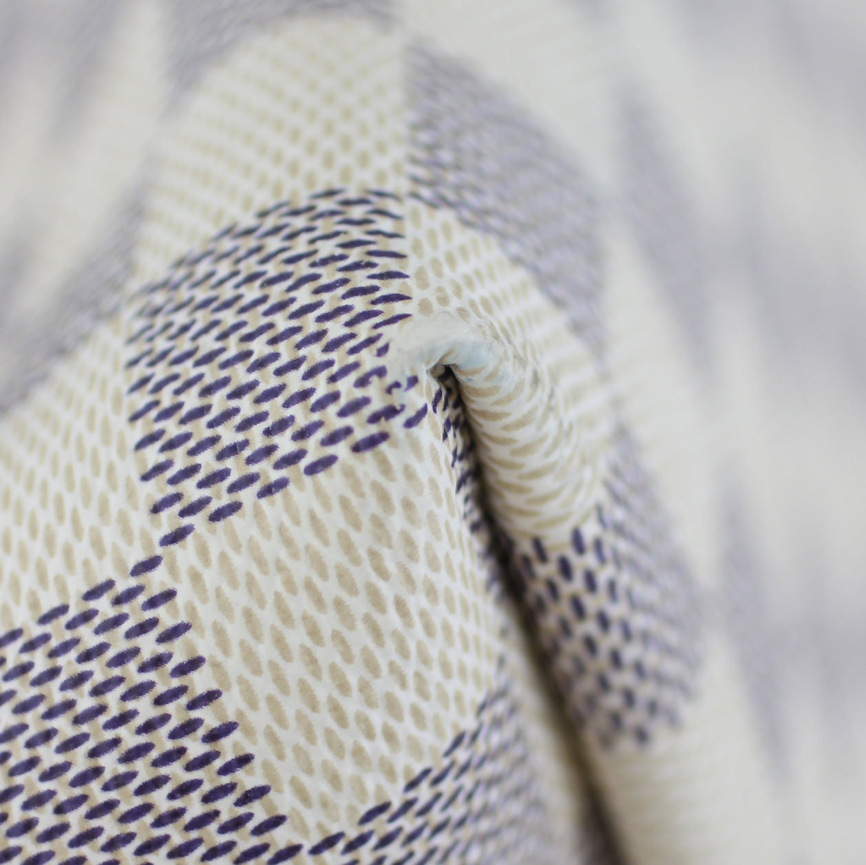 Louis Vuitton Iena MM Damier Azur corner