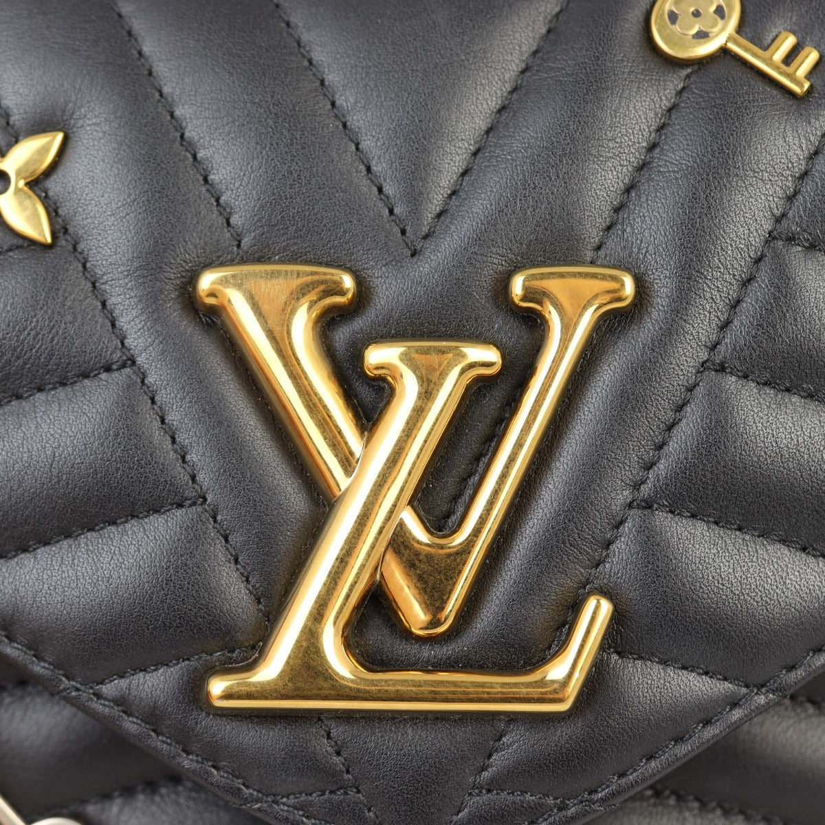 Louis Vuitton New Wave MM Chain Bag Love Lock