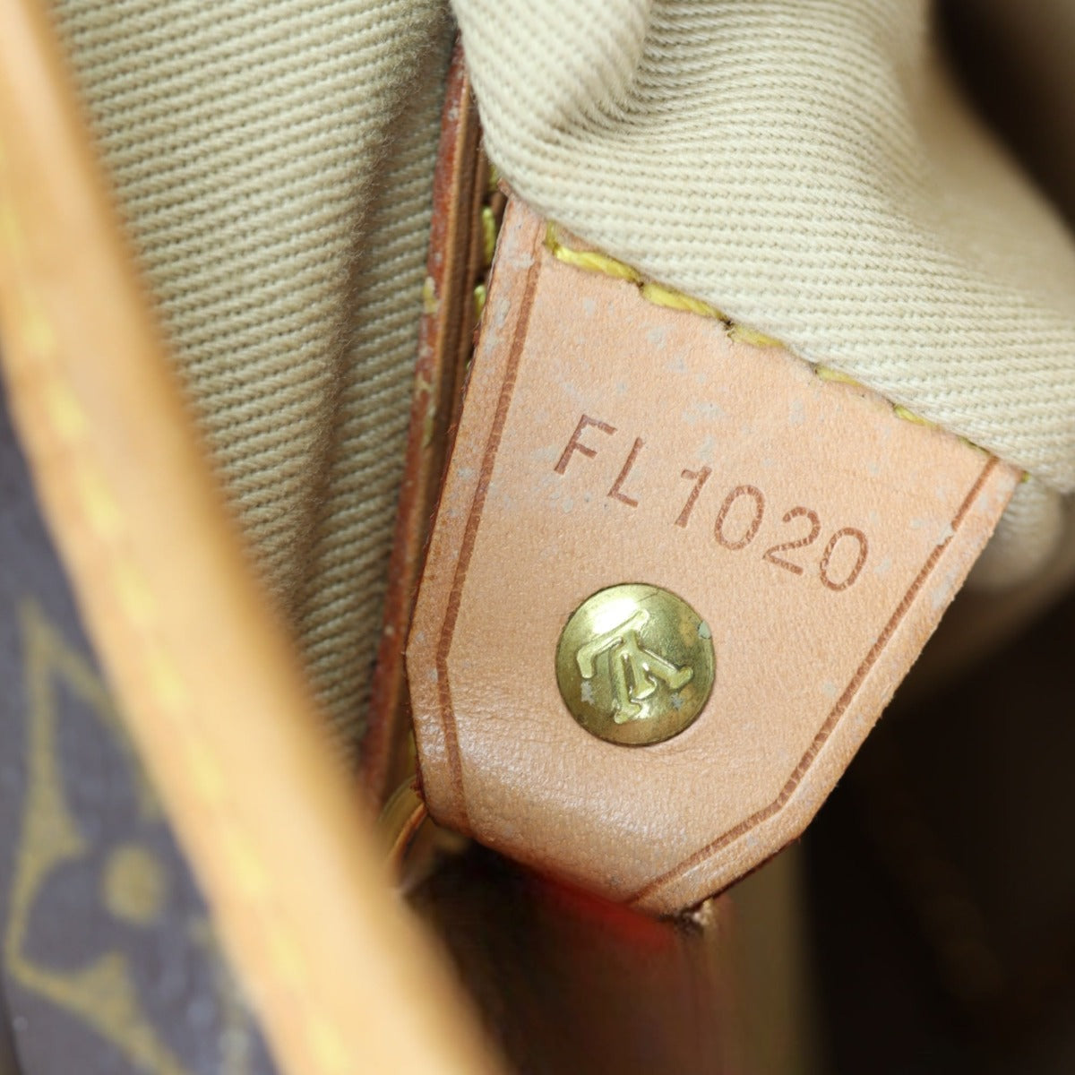 Louis Vuitton Bucket GM Monogram