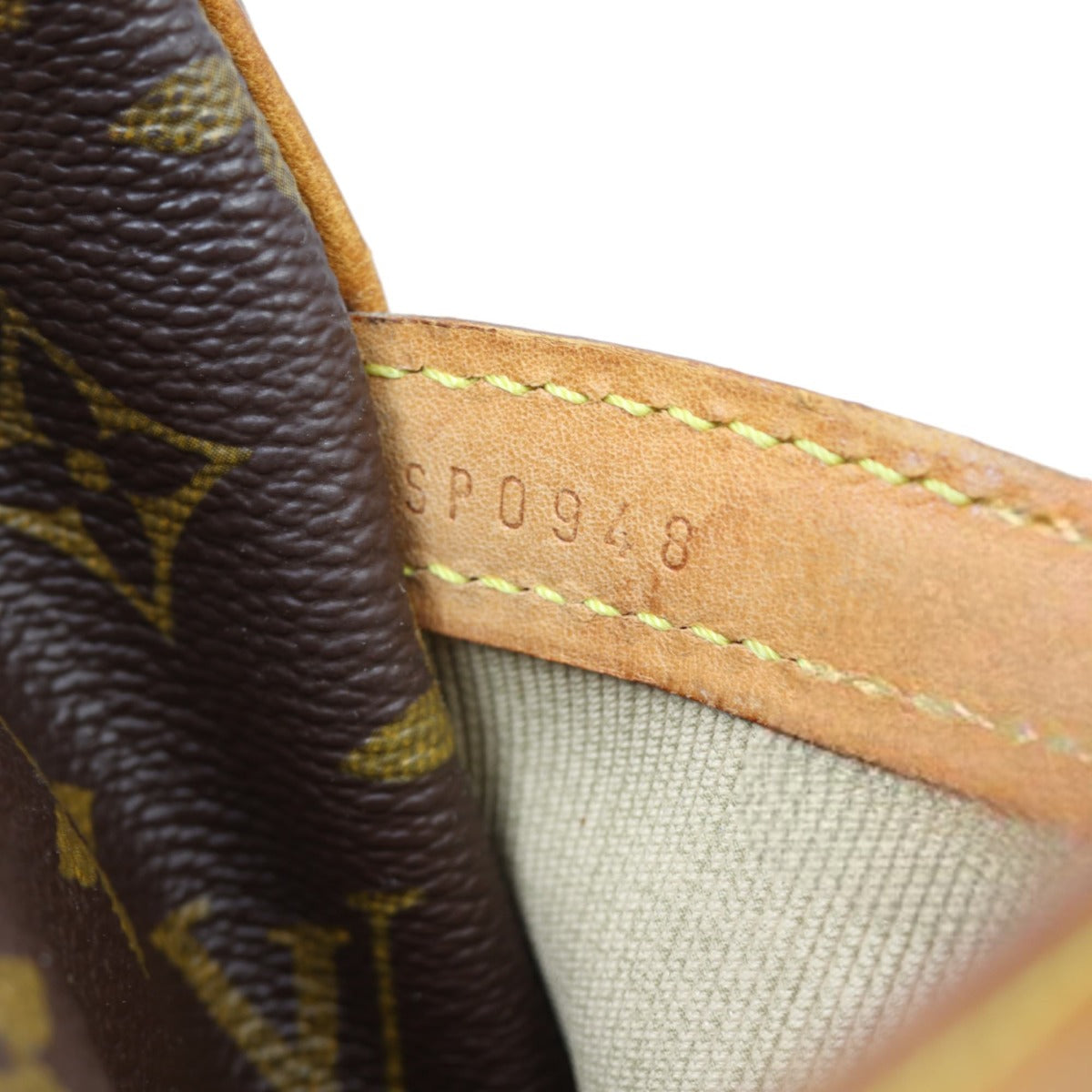 Louis Vuitton Reporter Monogram PM